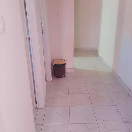 Nina Apartment *
