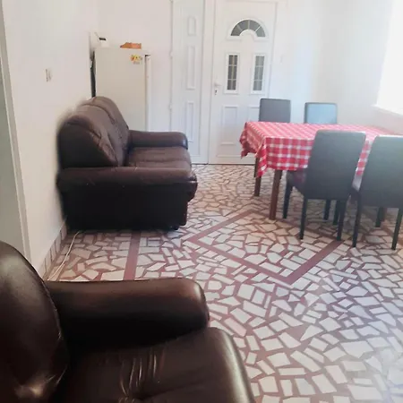 Apartamento Nina Negotin