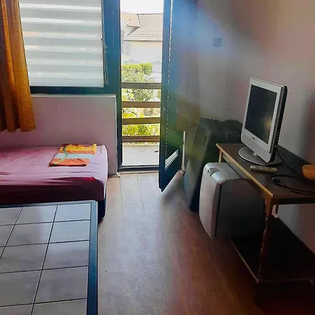 Nina Апартаменты *