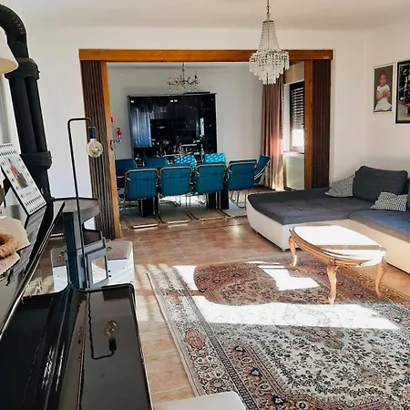 Nina Apartment